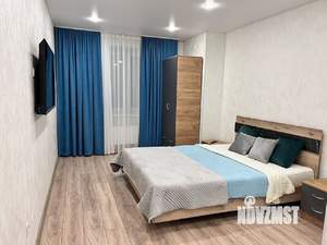 1-к квартира, посуточно, 40м2, 18/25 этаж
