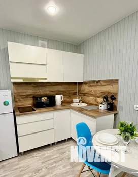 Студия квартира, посуточно, 35м2, 6/8 этаж