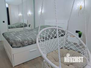 1-к квартира, посуточно, 43м2, 29/33 этаж