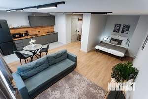 Студия квартира, посуточно, 42м2, 7/25 этаж