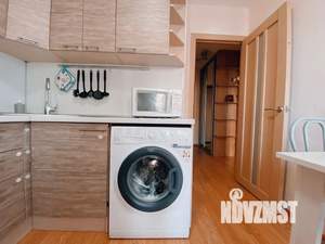 1-к квартира, посуточно, 33м2, 18/25 этаж
