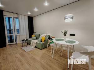 2-к квартира, посуточно, 45м2, 14/25 этаж