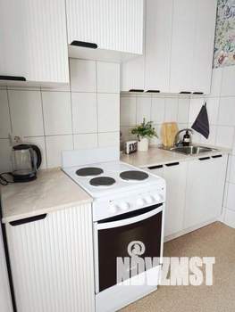 1-к квартира, посуточно, 37м2, 1/1 этаж