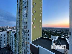 Студия квартира, посуточно, 40м2, 14/25 этаж