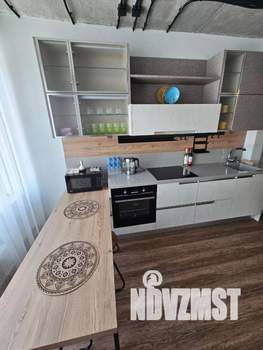 1-к квартира, посуточно, 44м2, 1/1 этаж