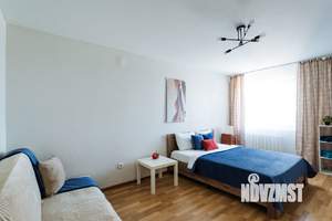 1-к квартира, посуточно, 43м2, 8/18 этаж