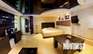 Студия квартира, посуточно, 50м2, 1/4 этаж