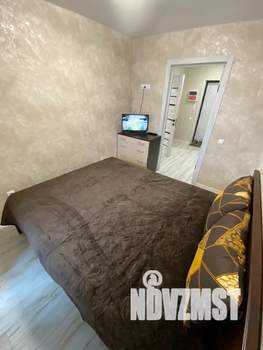 1-к квартира, посуточно, 37м2, 18/18 этаж