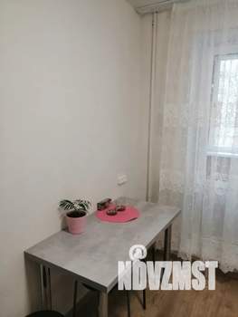 1-к квартира, посуточно, 38м2, 1/9 этаж