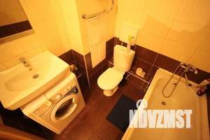 1-к квартира, посуточно, 33м2, 21/25 этаж