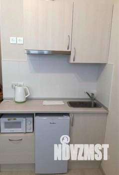 1-к квартира, посуточно, 15м2, 1/1 этаж