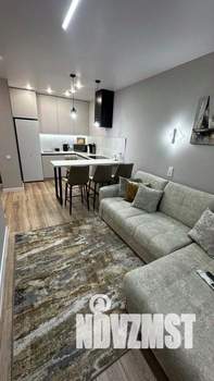 1-к квартира, посуточно, 42м2, 1/1 этаж