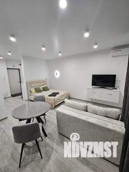 Студия квартира, посуточно, 31м2, 12/25 этаж