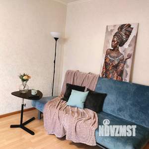 1-к квартира, посуточно, 37м2, 3/6 этаж