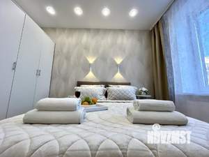 2-к квартира, посуточно, 40м2, 5/8 этаж
