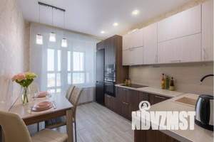 1-к квартира, посуточно, 40м2, 13/18 этаж