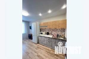 1-к квартира, посуточно, 37м2, 7/25 этаж