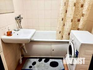2-к квартира, посуточно, 70м2, 1/1 этаж