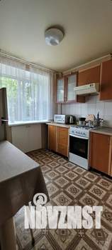 1-к квартира, посуточно, 37м2, 3/5 этаж