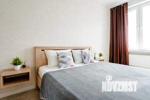 1-к квартира, посуточно, 52м2, 1/1 этаж