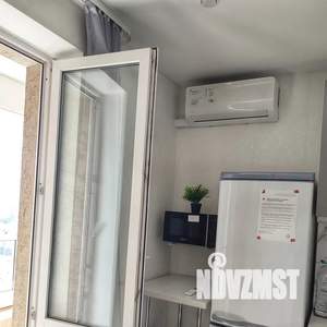 Студия квартира, посуточно, 28м2, 20/22 этаж