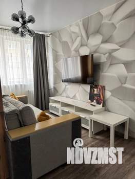 1-к квартира, посуточно, 35м2, 3/15 этаж