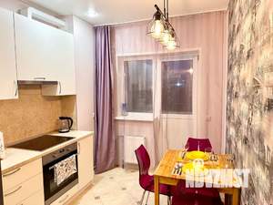 1-к квартира, посуточно, 37м2, 2/17 этаж