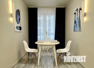 1-к квартира, посуточно, 35м2, 5/25 этаж