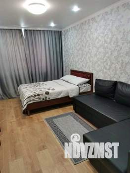 1-к квартира, посуточно, 35м2, 1/1 этаж