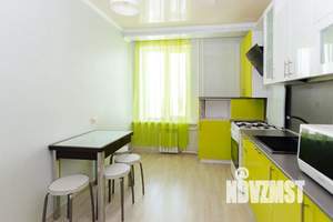 1-к квартира, посуточно, 38м2, 4/10 этаж