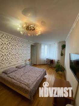 1-к квартира, посуточно, 48м2, 3/10 этаж