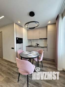 Студия квартира, посуточно, 35м2, 11/26 этаж