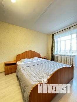 1-к квартира, посуточно, 35м2, 2/9 этаж