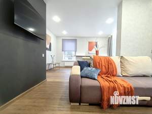 Студия квартира, посуточно, 42м2, 7/33 этаж