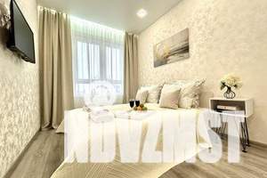 1-к квартира, посуточно, 40м2, 21/25 этаж