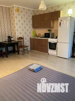 Студия квартира, посуточно, 30м2, 2/10 этаж