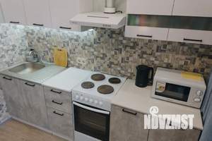 1-к квартира, посуточно, 32м2, 9/25 этаж