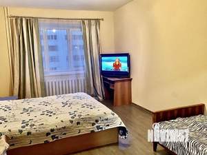 1-к квартира, посуточно, 45м2, 1/1 этаж