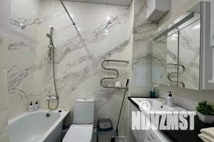 2-к квартира, посуточно, 35м2, 16/35 этаж