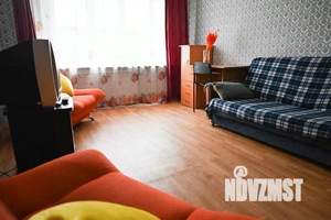 2-к квартира, посуточно, 43м2, 1/1 этаж