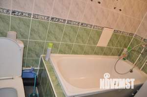 1-к квартира, посуточно, 40м2, 1/9 этаж