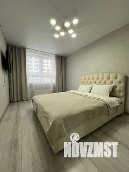 1-к квартира, посуточно, 35м2, 2/24 этаж