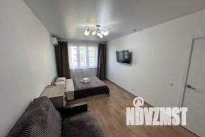 1-к квартира, посуточно, 35м2, 4/10 этаж