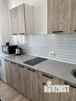 1-к квартира, посуточно, 50м2, 9/25 этаж