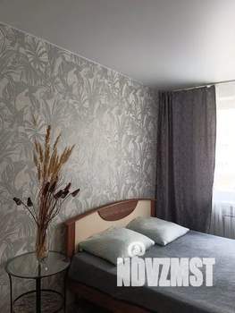 1-к квартира, посуточно, 33м2, 2/27 этаж