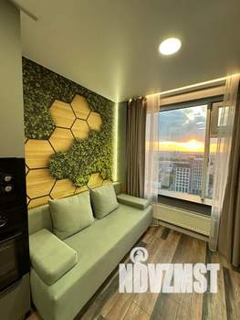 2-к квартира, посуточно, 45м2, 29/33 этаж