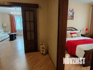 2-к квартира, посуточно, 60м2, 3/7 этаж