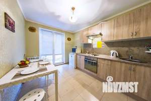 1-к квартира, посуточно, 65м2, 1/1 этаж