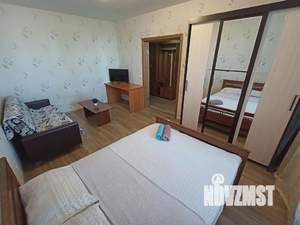 1-к квартира, посуточно, 37м2, 1/1 этаж