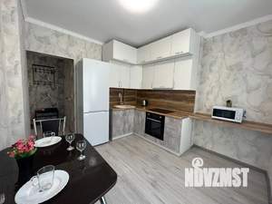 1-к квартира, посуточно, 40м2, 6/21 этаж